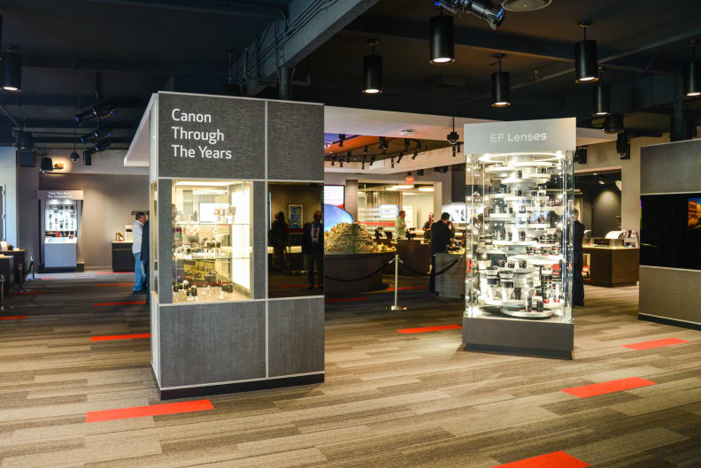 Canon Experience Center Lands in the U.S. Reviewed